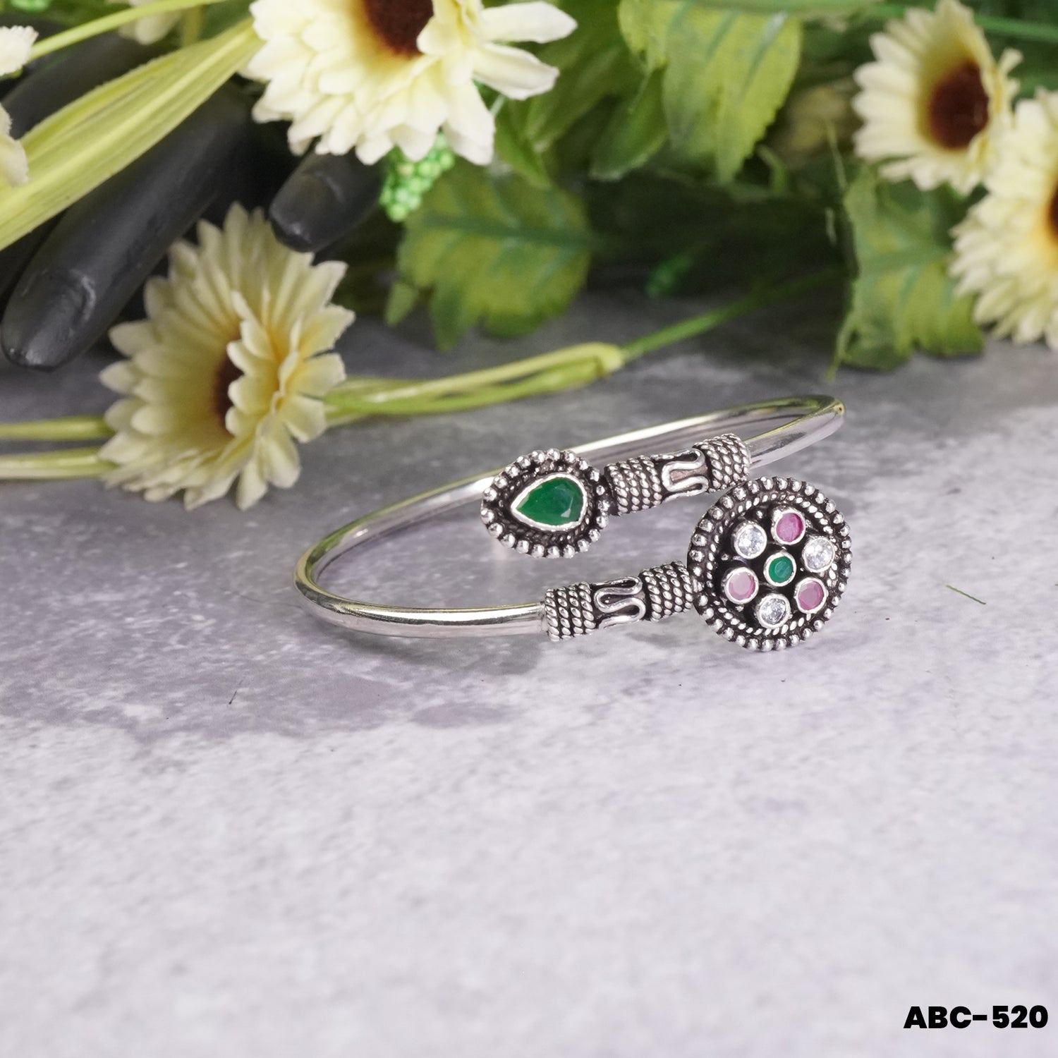 Kharedi Kara Online Silver Bangles