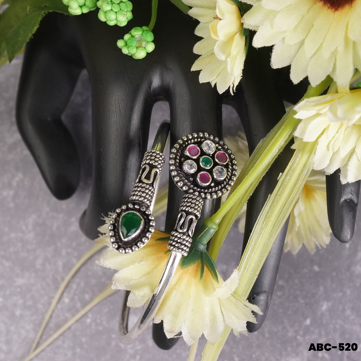 Kharedi Kara Online Silver Bangles