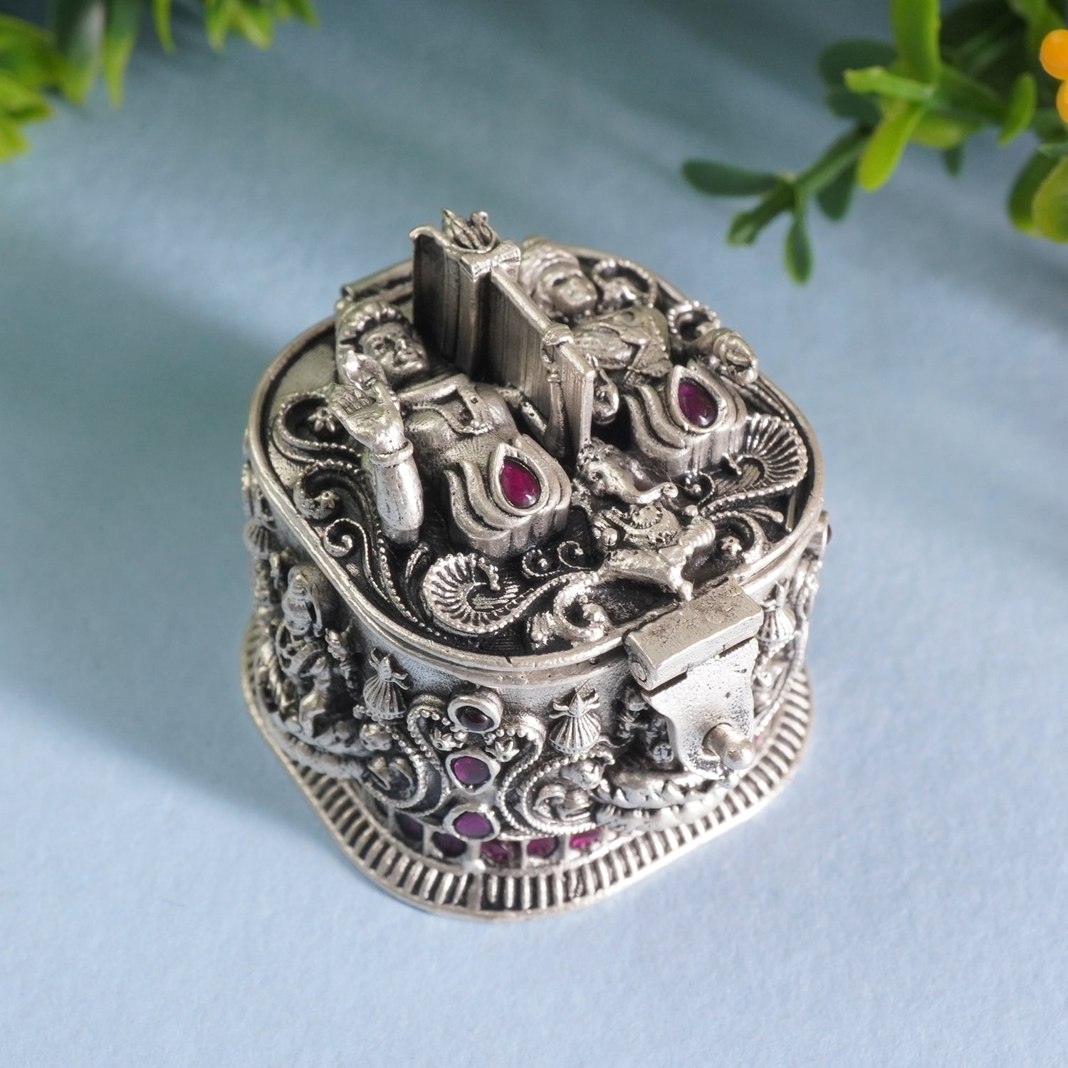 KumKum Box Crafted in 925 Silver
