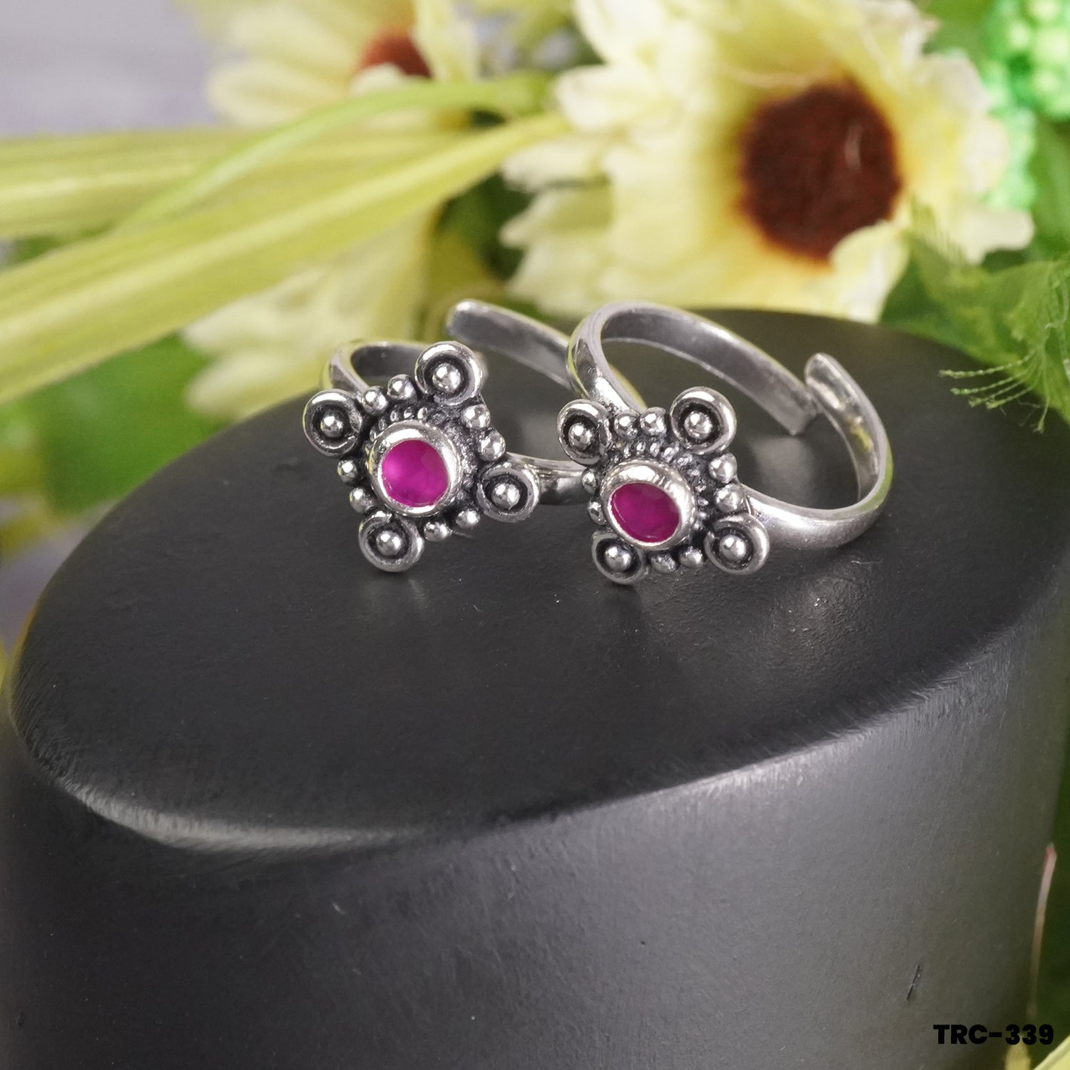 Buy Toe Rings Design Online in Pure Silver