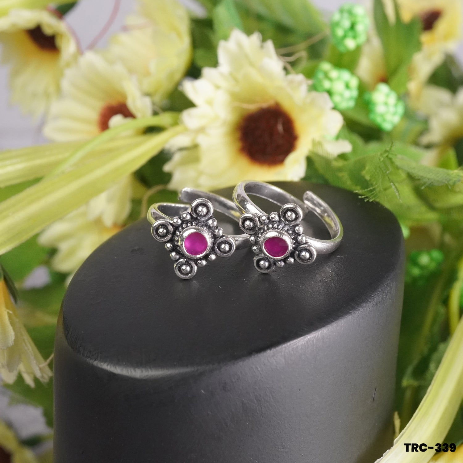 Buy Toe Rings Design Online in Pure Silver