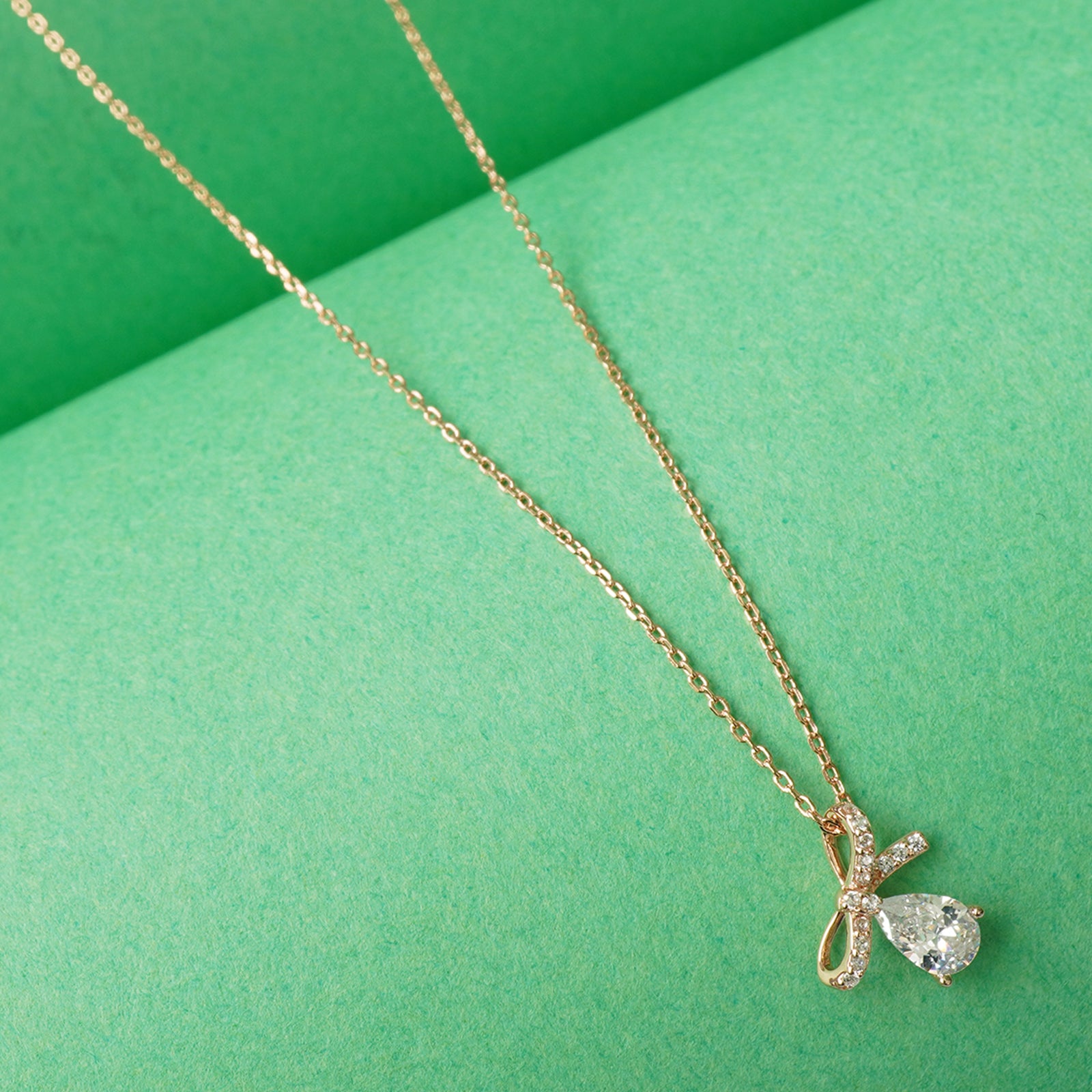 925 sterling silver bow tie pendant detail