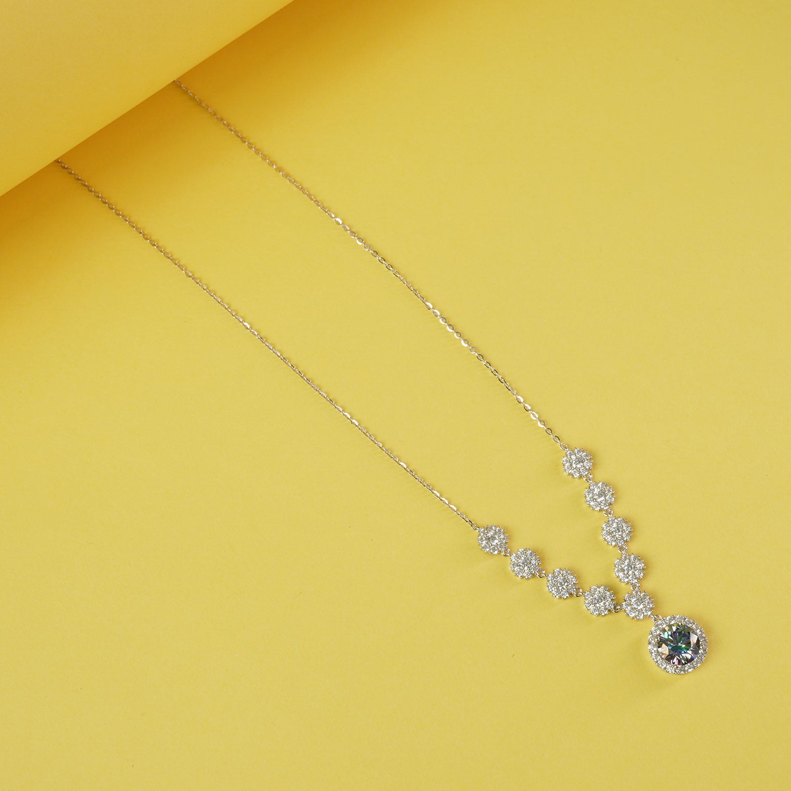 Minimal moissanite silver chain necklace