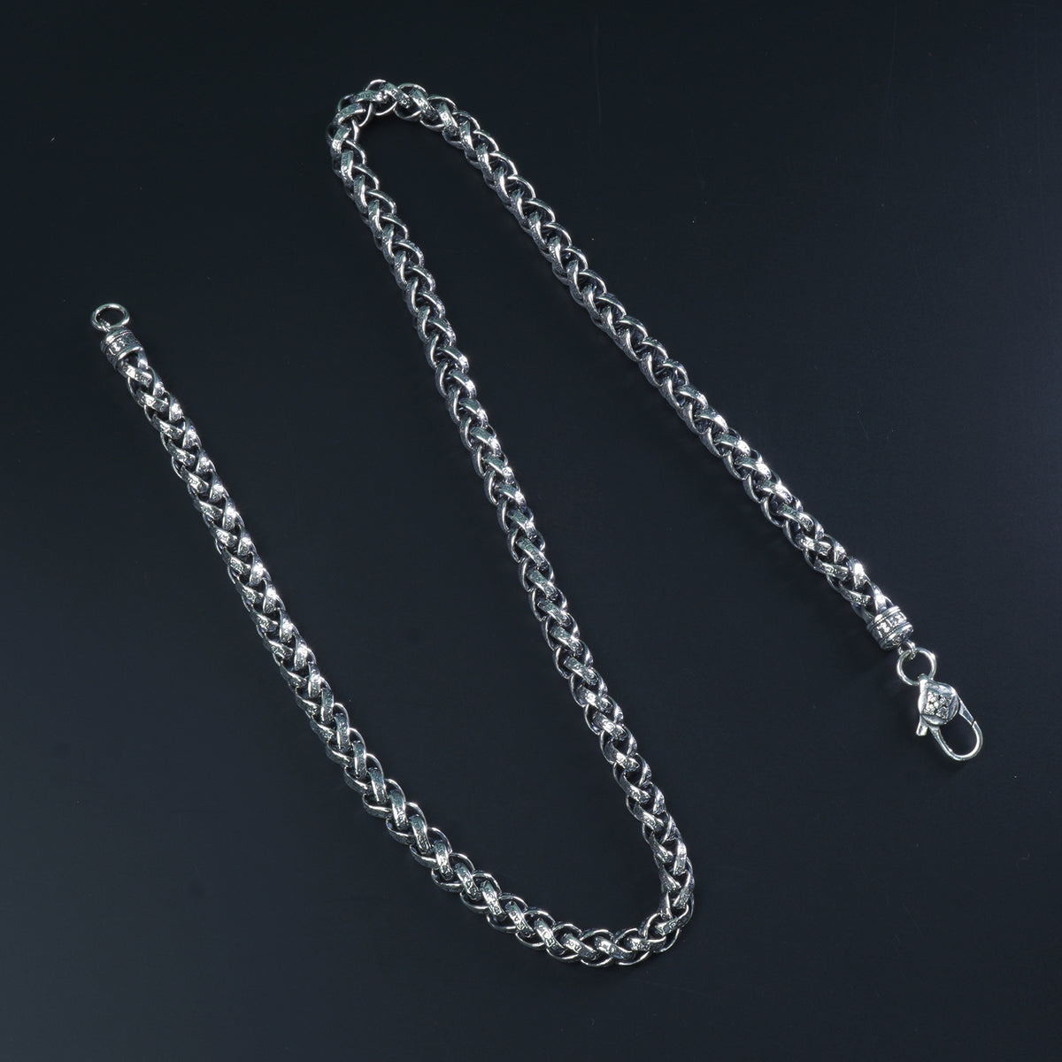 Pure 925 silver heavy curled Cuban men's chain with engraved links
