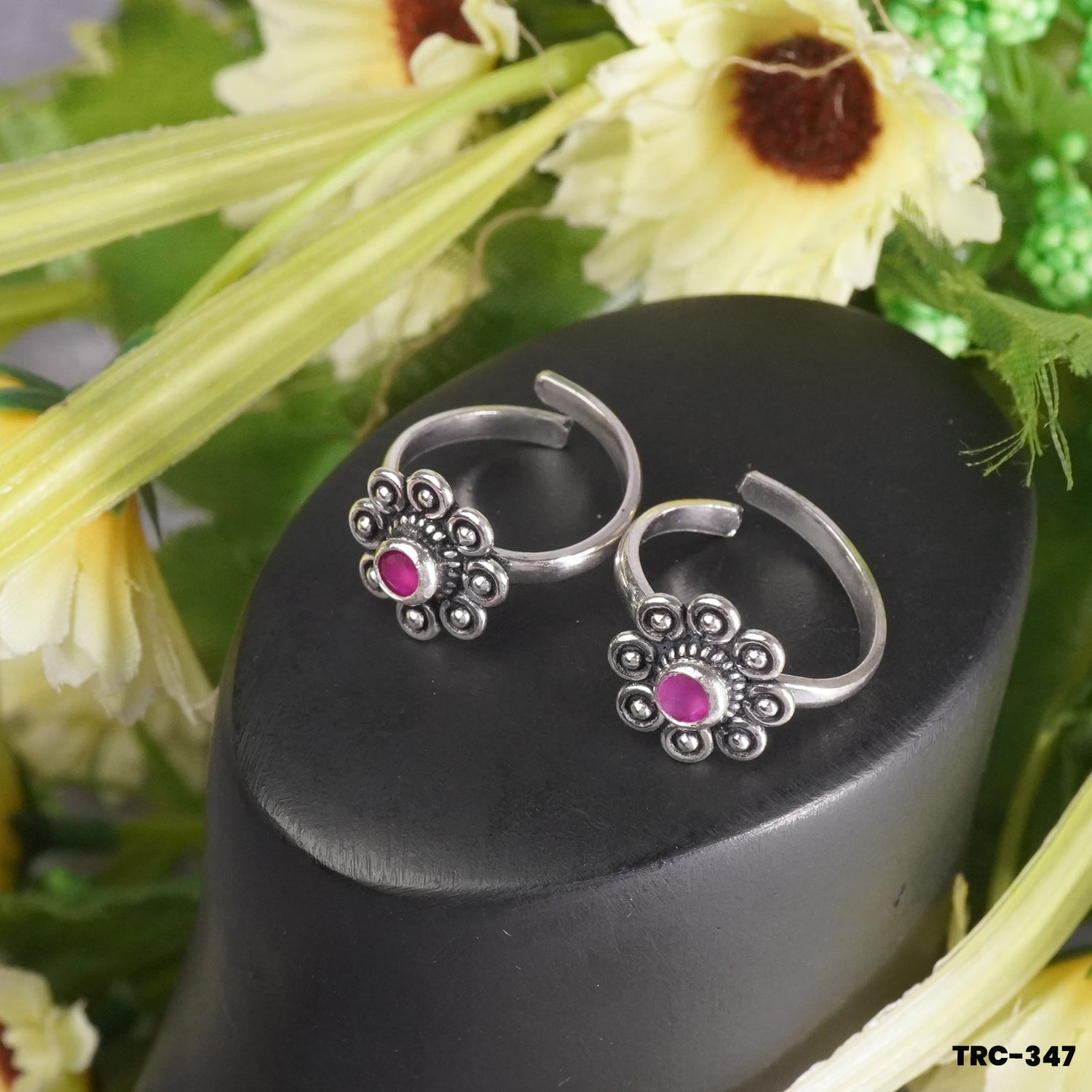 Sterling Silver Toe Ring Design With Flower